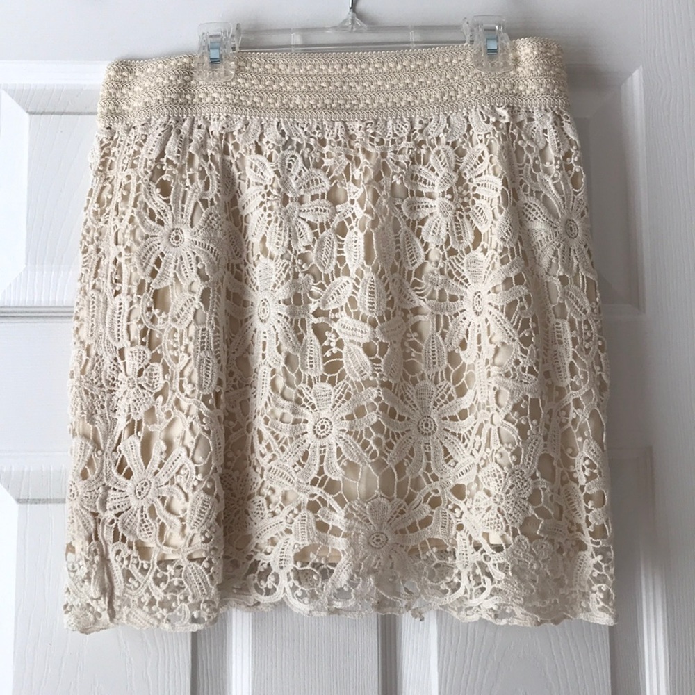 Forever 21 lace skirt